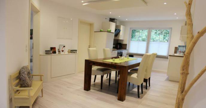 Ferienwohnung Im Corveyer Wäldchen Traben-Trarbach Exterior foto